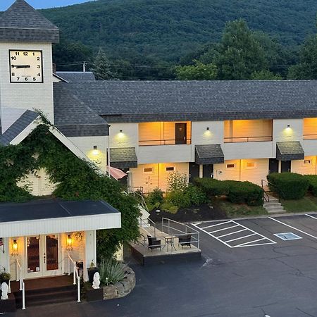 The Black Mountain Inn Brattleboro Dış mekan fotoğraf